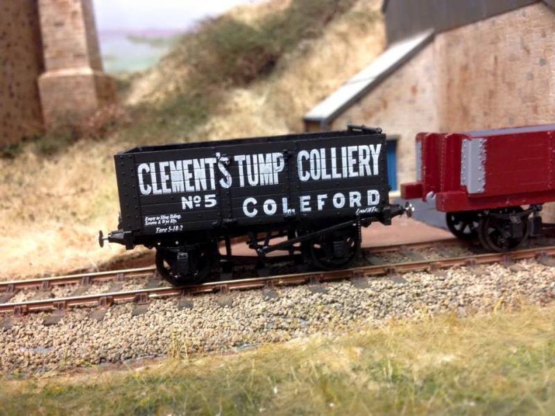 Model train clubs in London England at KraftTrains.com The Model Railway Club in London England and model train clubs around the world and more.