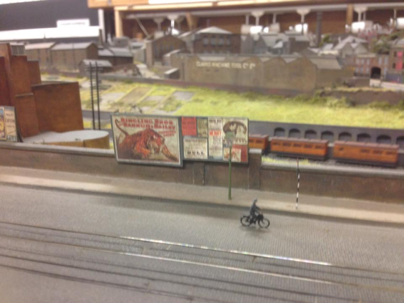 Model train clubs in London England at KraftTrains.com The Model Railway Club in London England and model train clubs around the world and more.