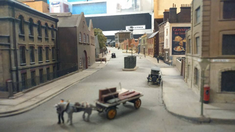 Model train clubs in London England at KraftTrains.com The Model Railway Club in London England and model train clubs around the world and more.