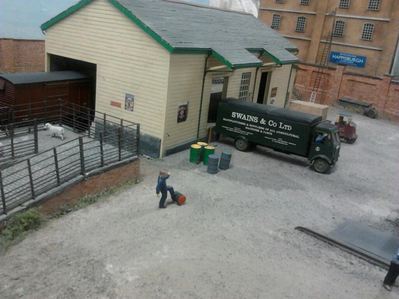 Model train clubs in London England at KraftTrains.com The Model Railway Club in London England and model train clubs around the world and more.