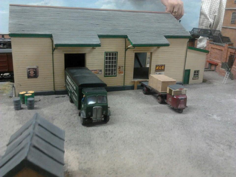 Model train clubs in London England at KraftTrains.com The Model Railway Club in London England and model train clubs around the world and more.