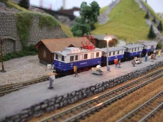 Kraft Trains railroading clubs around the world At GermaNTRAK
Warendorf Germany at krafttrains@rogers.com
