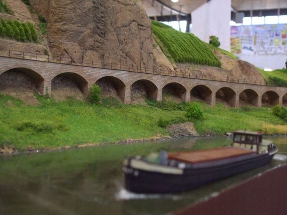 Kraft Trains railroading clubs around the world At GermaNTRAK
Warendorf Germany at krafttrains@rogers.com