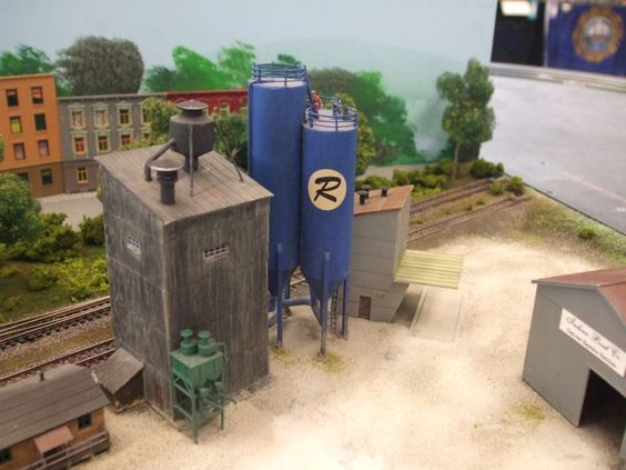 Kraft Trains railroading clubs around the world At GermaNTRAK
Warendorf Germany at krafttrains@rogers.com