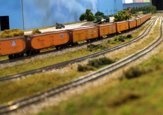 Kraft Trains railroading clubs around the world At GermaNTRAK
Warendorf Germany at krafttrains@rogers.com
