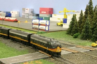 Kraft Trains railroading clubs around the world At GermaNTRAK
Warendorf Germany at krafttrains@rogers.com