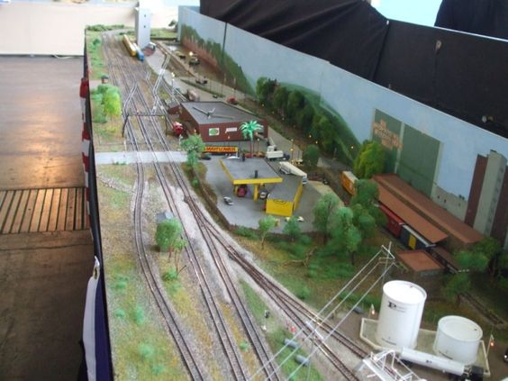 Kraft Trains railroading clubs around the world At GermaNTRAK
Warendorf Germany at krafttrains@rogers.com