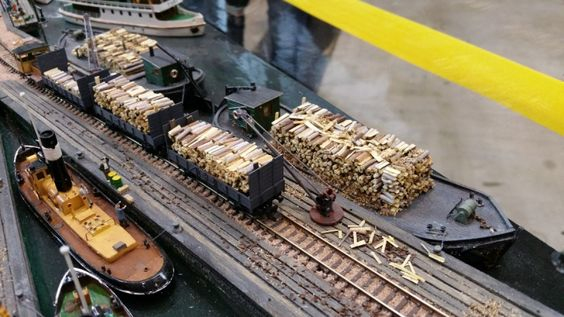 Kraft Trains railroading clubs around the world At GermaNTRAK
Warendorf Germany at krafttrains@rogers.com