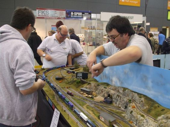 Kraft Trains railroading clubs around the world At GermaNTRAK
Warendorf Germany at krafttrains@rogers.com