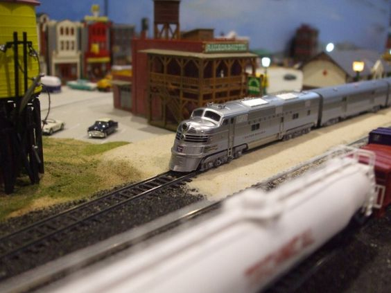 Kraft Trains railroading clubs around the world At GermaNTRAK
Warendorf Germany at krafttrains@rogers.com