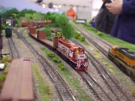 Kraft Trains railroading clubs around the world At GermaNTRAK
Warendorf Germany at krafttrains@rogers.com