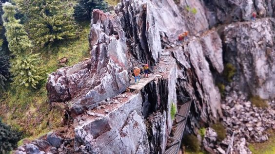 Kraft Trains railroading clubs around the world At GermaNTRAK
Warendorf Germany at krafttrains@rogers.com