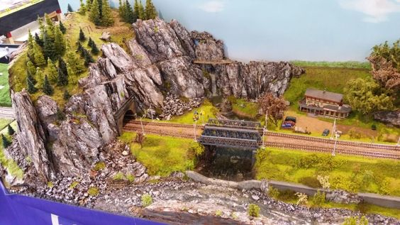 Kraft Trains railroading clubs around the world At GermaNTRAK
Warendorf Germany at krafttrains@rogers.com