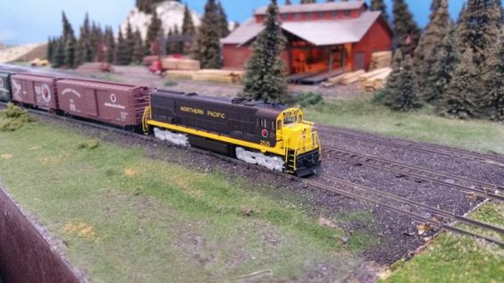 Kraft Trains railroading clubs around the world At GermaNTRAK
Warendorf Germany at krafttrains@rogers.com