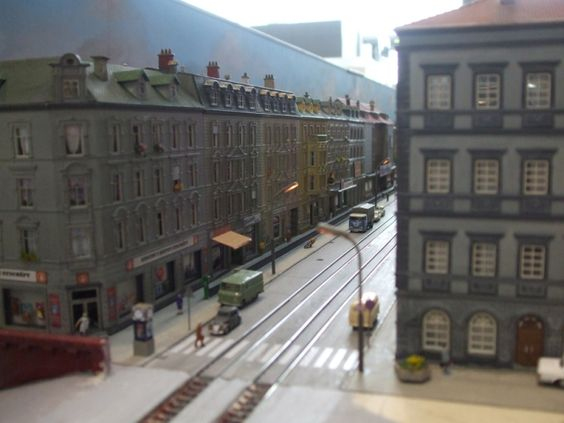 Kraft Trains railroading clubs around the world At GermaNTRAK
Warendorf Germany at krafttrains@rogers.com