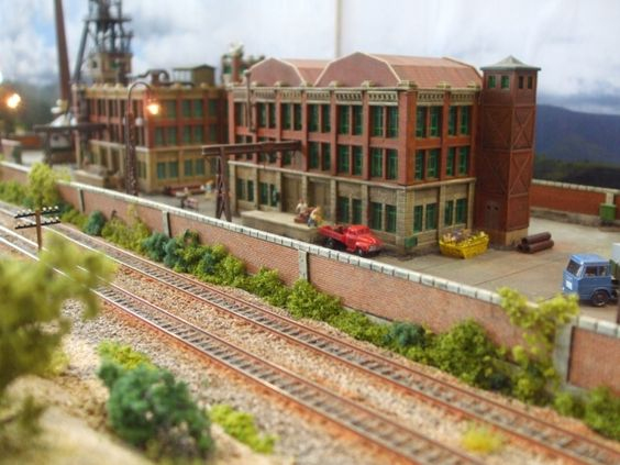 Kraft Trains railroading clubs around the world At GermaNTRAK
Warendorf Germany at krafttrains@rogers.com