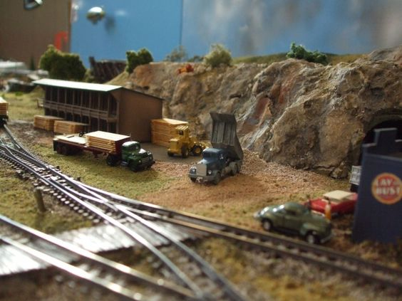 Kraft Trains railroading clubs around the world At GermaNTRAK
Warendorf Germany at krafttrains@rogers.com