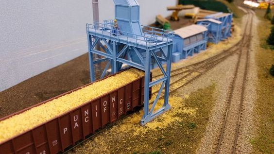 Kraft Trains railroading clubs around the world At GermaNTRAK
Warendorf Germany at krafttrains@rogers.com