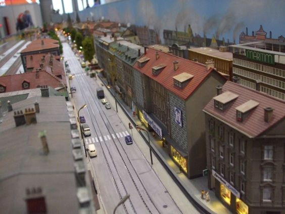 Kraft Trains railroading clubs around the world At GermaNTRAK
Warendorf Germany at krafttrains@rogers.com