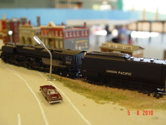Kraft Trains railroading clubs around the world At GermaNTRAK
Warendorf Germany at krafttrains@rogers.com