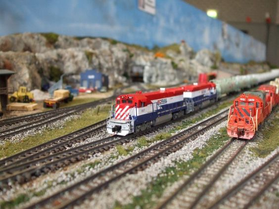 Kraft Trains railroading clubs around the world At GermaNTRAK
Warendorf Germany at krafttrains@rogers.com