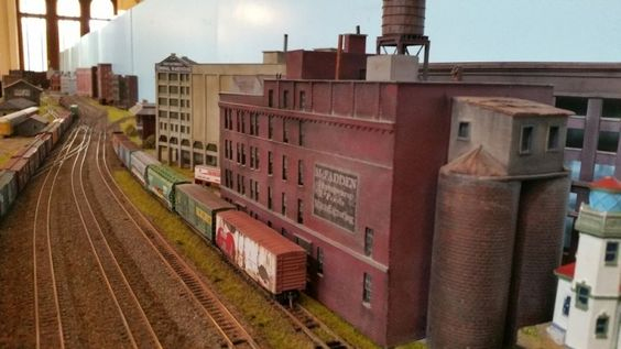 Kraft Trains railroading clubs around the world At GermaNTRAK
Warendorf Germany at krafttrains@rogers.com