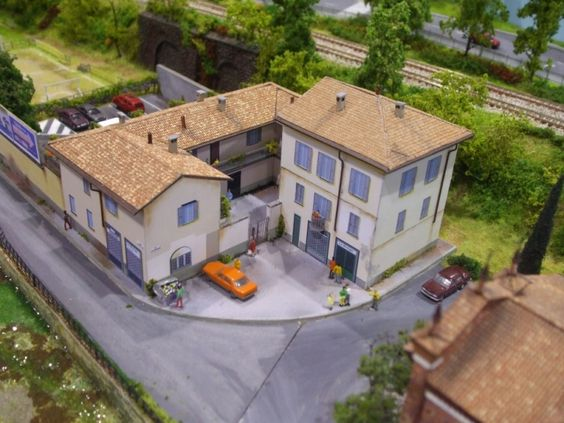 Kraft Trains railroading clubs around the world At GermaNTRAK
Warendorf Germany at krafttrains@rogers.com