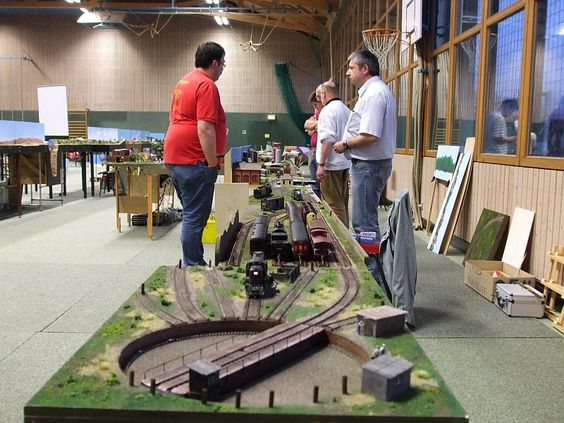 Kraft Trains railroading clubs around the world At GermaNTRAK
Warendorf Germany at krafttrains@rogers.com
