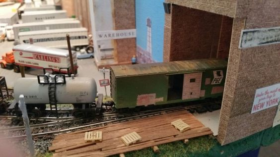 Kraft Trains railroading clubs around the world At GermaNTRAK
Warendorf Germany at krafttrains@rogers.com