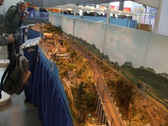 Kraft Trains railroading clubs around the world At GermaNTRAK
Warendorf Germany at krafttrains@rogers.com