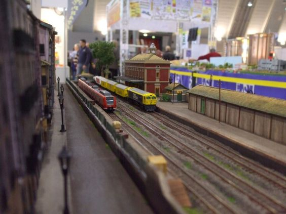 Kraft Trains railroading clubs around the world At GermaNTRAK
Warendorf Germany at krafttrains@rogers.com