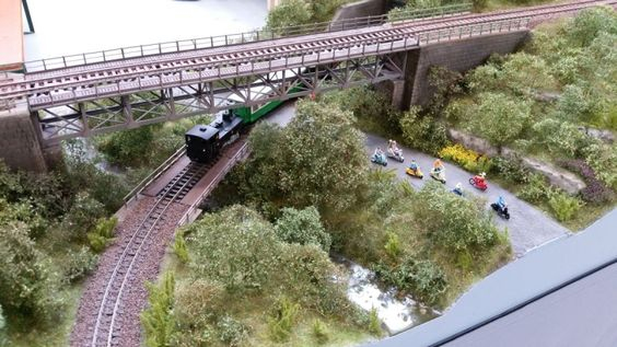 Kraft Trains railroading clubs around the world At GermaNTRAK
Warendorf Germany at krafttrains@rogers.com