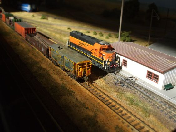 Kraft Trains railroading clubs around the world At GermaNTRAK
Warendorf Germany at krafttrains@rogers.com