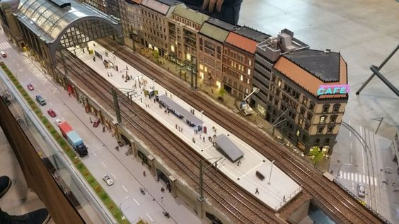 Kraft Trains railroading clubs around the world At GermaNTRAK
Warendorf Germany at krafttrains@rogers.com