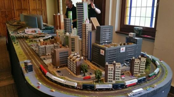 Kraft Trains railroading clubs around the world At GermaNTRAK
Warendorf Germany at krafttrains@rogers.com