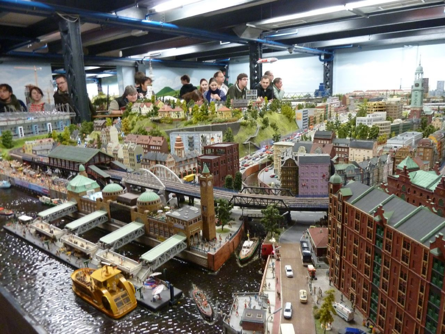 Miniatur Wunderland Hamburg Germany is the largest model railway in the world, and one of the most successful permanent exhibitions in Northern Germany. Learn all you can about the worlds largest model railway train set in Hamburg Germany Miniatur Wunderland. Miniatur Wunderland Hamburg Germany also has the worlds largest model train set and working airport. 