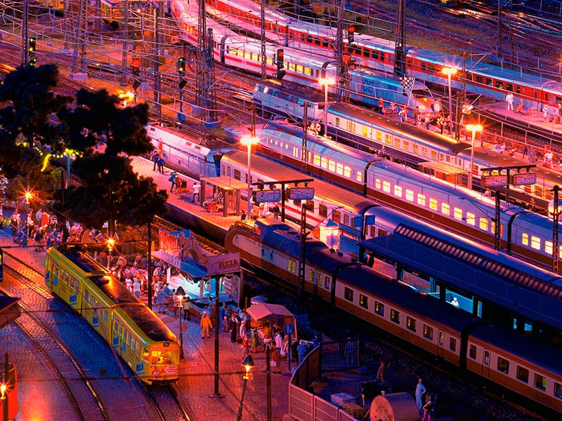 Miniatur Wunderland Hamburg Germany is the largest model railway in the world, and one of the most successful permanent exhibitions in Northern Germany. Learn all you can about the worlds largest model railway train set in Hamburg Germany Miniatur Wunderland. Miniatur Wunderland Hamburg Germany also has the worlds largest model train set and working airport. 