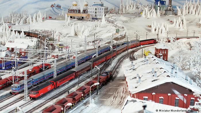 Miniatur Wunderland Hamburg Germany is the largest model railway in the world, and one of the most successful permanent exhibitions in Northern Germany. Learn all you can about the worlds largest model railway train set in Hamburg Germany Miniatur Wunderland. Miniatur Wunderland Hamburg Germany also has the worlds largest model train set and working airport. 