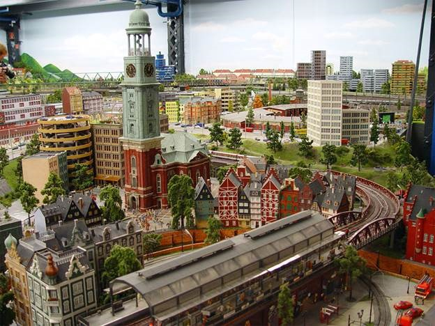 Miniatur Wunderland Hamburg Germany is the largest model railway in the world, and one of the most successful permanent exhibitions in Northern Germany. Learn all you can about the worlds largest model railway train set in Hamburg Germany Miniatur Wunderland. Miniatur Wunderland Hamburg Germany also has the worlds largest model train set and working airport. 