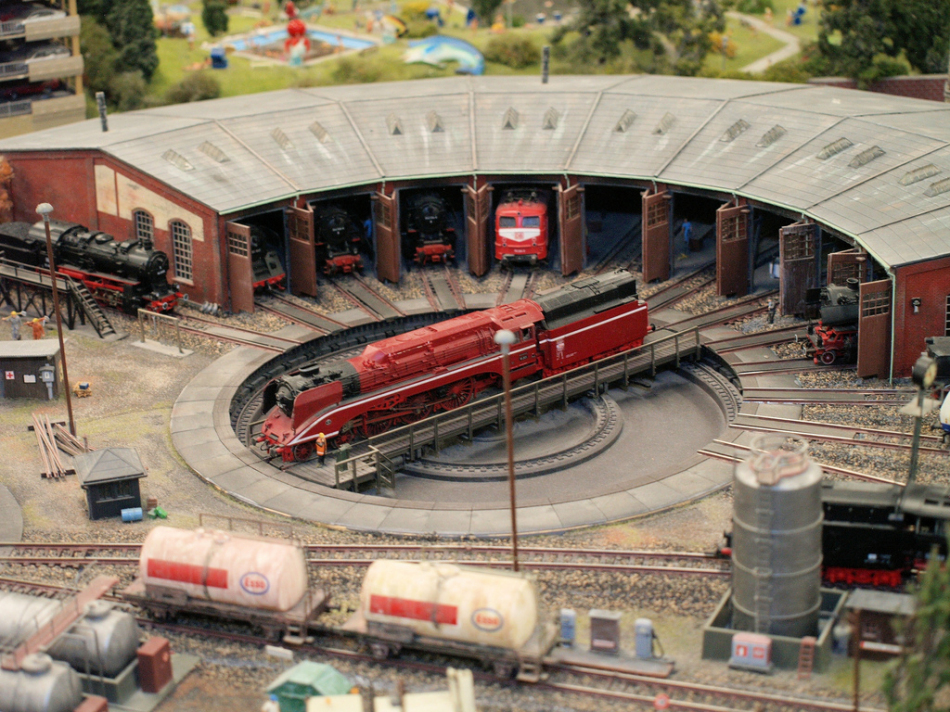 Miniatur Wunderland Hamburg Germany is the largest model railway in the world, and one of the most successful permanent exhibitions in Northern Germany. Learn all you can about the worlds largest model railway train set in Hamburg Germany Miniatur Wunderland. Miniatur Wunderland Hamburg Germany also has the worlds largest model train set and working airport. 