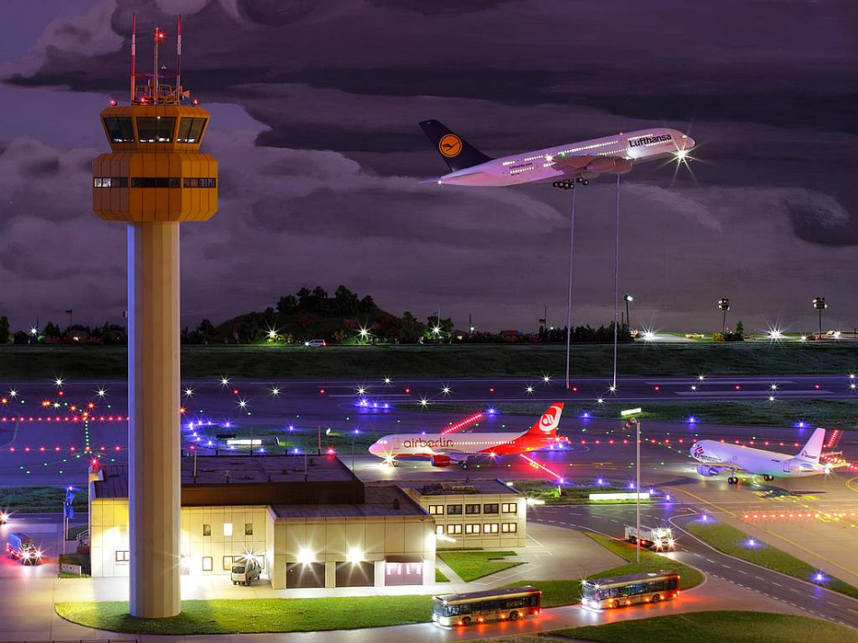 Miniatur Wunderland Hamburg Germany is the largest model railway in the world, and one of the most successful permanent exhibitions in Northern Germany. Learn all you can about the worlds largest model railway train set in Hamburg Germany Miniatur Wunderland. Miniatur Wunderland Hamburg Germany also has the worlds largest model train set and working airport. 