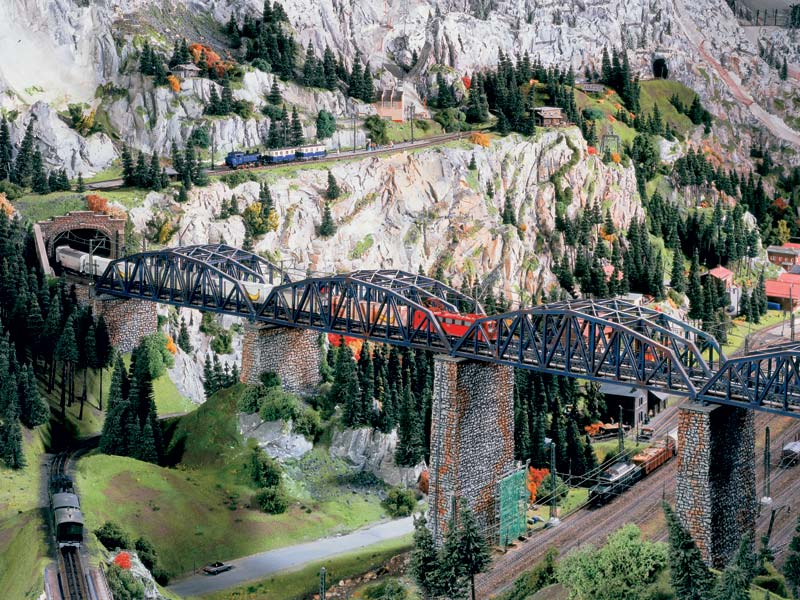 Miniatur Wunderland Hamburg Germany is the largest model railway in the world, and one of the most successful permanent exhibitions in Northern Germany. Learn all you can about the worlds largest model railway train set in Hamburg Germany Miniatur Wunderland. Miniatur Wunderland Hamburg Germany also has the worlds largest model train set and working airport. 