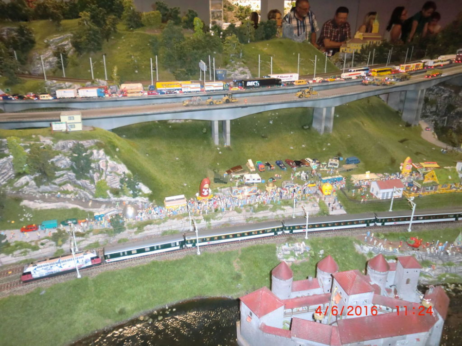 Miniatur Wunderland Hamburg Germany is the largest model railway in the world, and one of the most successful permanent exhibitions in Northern Germany. Learn all you can about the worlds largest model railway train set in Hamburg Germany Miniatur Wunderland. Miniatur Wunderland Hamburg Germany also has the worlds largest model train set and working airport. 