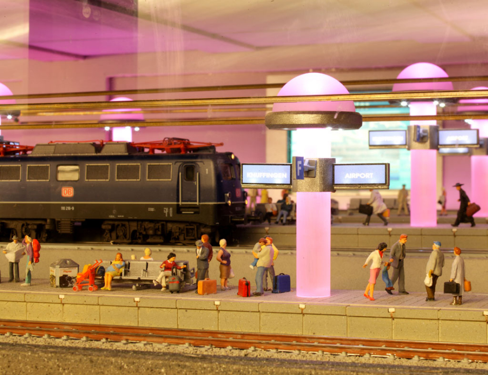Miniatur Wunderland Hamburg Germany is the largest model railway in the world, and one of the most successful permanent exhibitions in Northern Germany. Learn all you can about the worlds largest model railway train set in Hamburg Germany Miniatur Wunderland. Miniatur Wunderland Hamburg Germany also has the worlds largest model train set and working airport. 