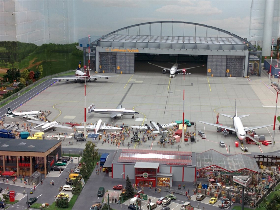 Miniatur Wunderland Hamburg Germany is the largest model railway in the world, and one of the most successful permanent exhibitions in Northern Germany. Learn all you can about the worlds largest model railway train set in Hamburg Germany Miniatur Wunderland. Miniatur Wunderland Hamburg Germany also has the worlds largest model train set and working airport. 
