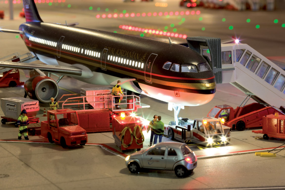 Miniatur Wunderland Hamburg Germany is the largest model railway in the world, and one of the most successful permanent exhibitions in Northern Germany. Learn all you can about the worlds largest model railway train set in Hamburg Germany Miniatur Wunderland. Miniatur Wunderland Hamburg Germany also has the worlds largest model train set and working airport. 
