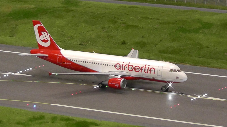 Miniatur Wunderland Hamburg Germany is the largest model railway in the world, and one of the most successful permanent exhibitions in Northern Germany. Learn all you can about the worlds largest model railway train set in Hamburg Germany Miniatur Wunderland. Miniatur Wunderland Hamburg Germany also has the worlds largest model train set and working airport. 