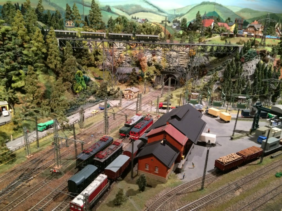 Miniatur Wunderland Hamburg Germany is the largest model railway in the world, and one of the most successful permanent exhibitions in Northern Germany. Learn all you can about the worlds largest model railway train set in Hamburg Germany Miniatur Wunderland. Miniatur Wunderland Hamburg Germany also has the worlds largest model train set and working airport. 