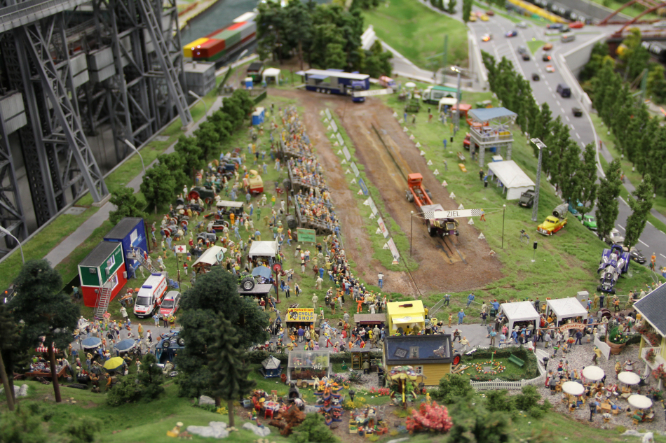 Miniatur Wunderland Hamburg Germany is the largest model railway in the world, and one of the most successful permanent exhibitions in Northern Germany. Learn all you can about the worlds largest model railway train set in Hamburg Germany Miniatur Wunderland. Miniatur Wunderland Hamburg Germany also has the worlds largest model train set and working airport. 