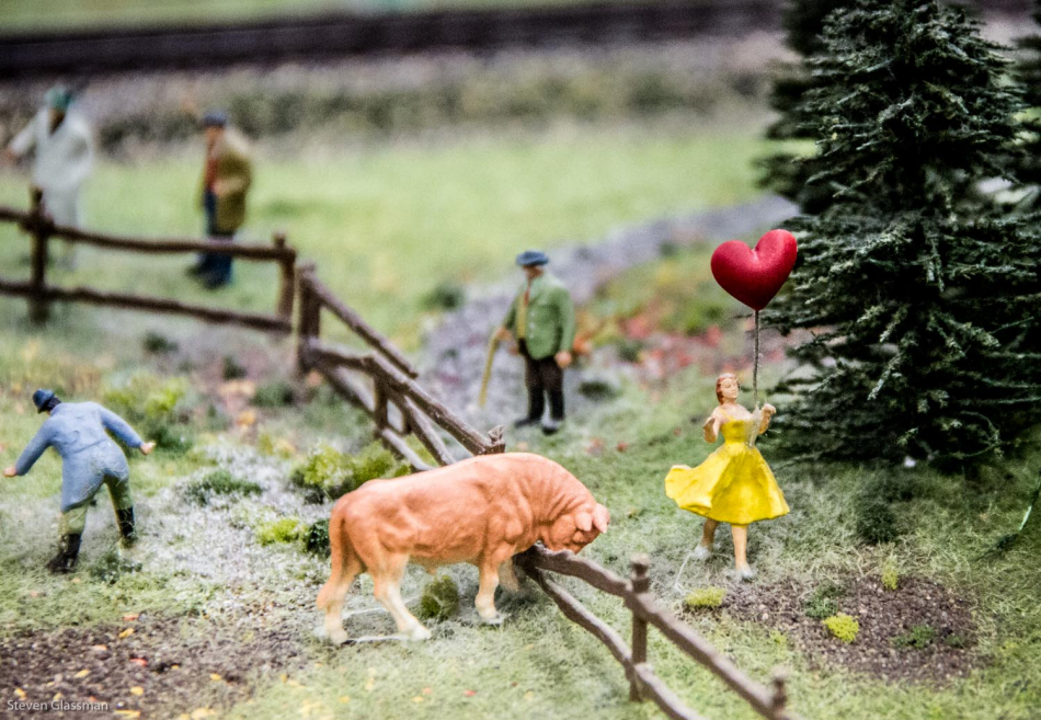 Miniatur Wunderland Hamburg Germany is the largest model railway in the world, and one of the most successful permanent exhibitions in Northern Germany. Learn all you can about the worlds largest model railway train set in Hamburg Germany Miniatur Wunderland. Miniatur Wunderland Hamburg Germany also has the worlds largest model train set and working airport. 